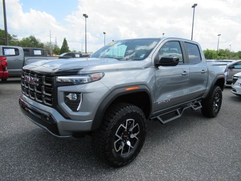 Used 2024 GMC Canyon AT4X AWD/4WD image 3
