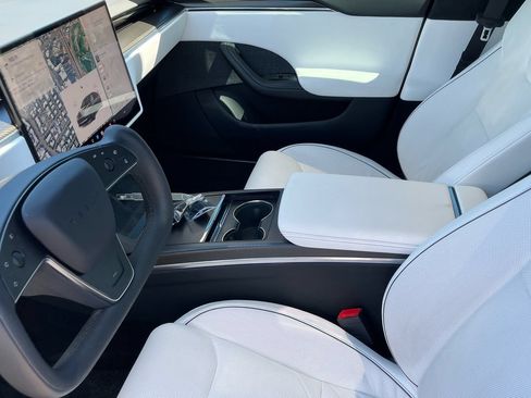 Used 2022 Tesla Model S Plaid AWD/4WD image 17