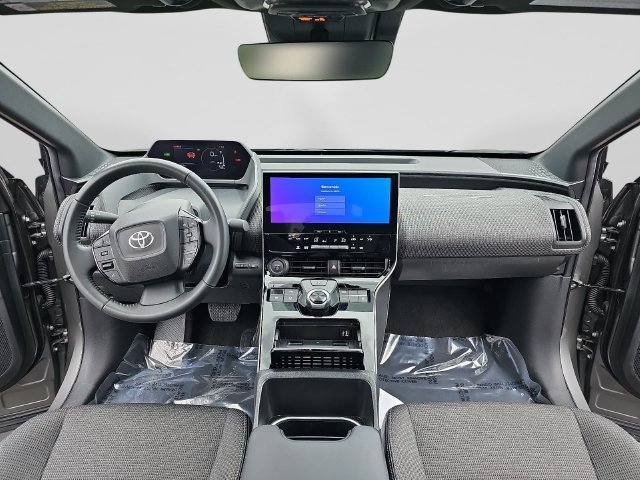 Used 2025 Toyota bZ4X FWD image 11
