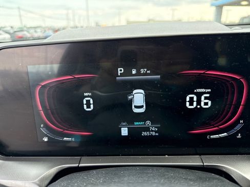 Used 2024 Kia Telluride LX image 19