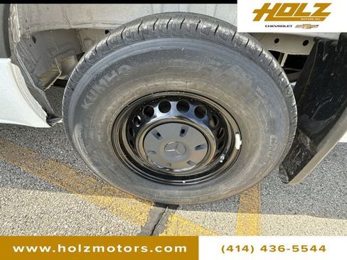 Used 2025 Mercedes-Benz Sprinter 2500 image 29