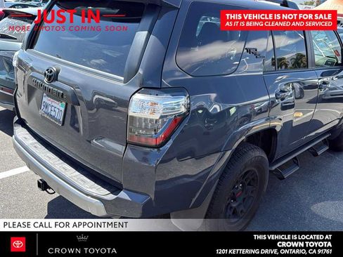 Used 2024 Toyota 4Runner TRD Off-Road Premium w/ Moonroof Package AWD/4WD image 2