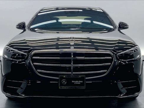 Certified 2023 Mercedes-Benz S 500 4MATIC image 7