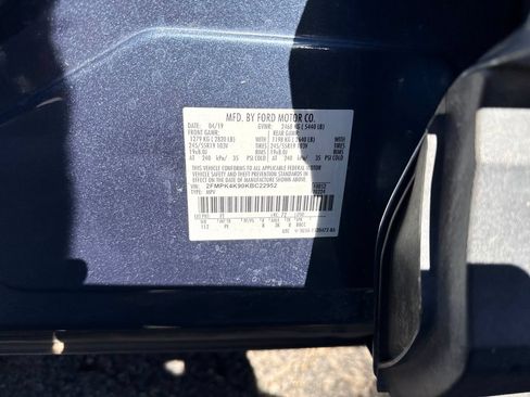 Used 2019 Ford Edge Titanium w/ Equipment Group 301A AWD/4WD image 31