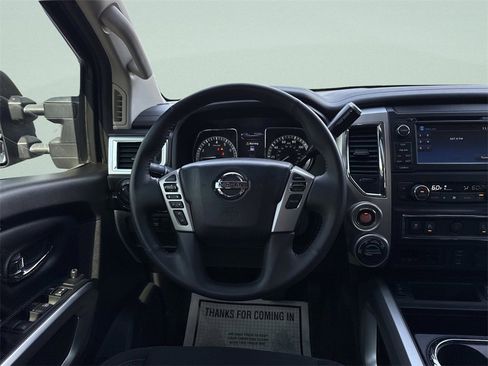 Certified 2017 Nissan Titan SV image 21