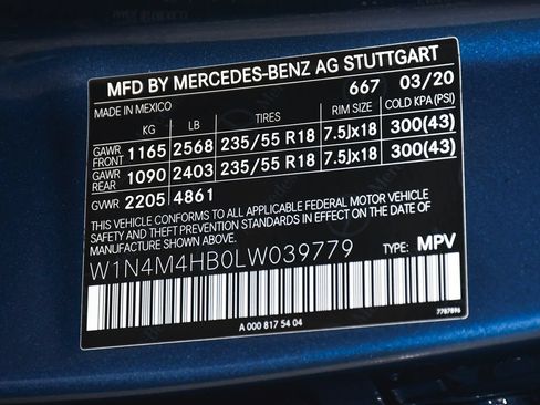 Used 2020 Mercedes-Benz GLB 250 4MATIC image 17