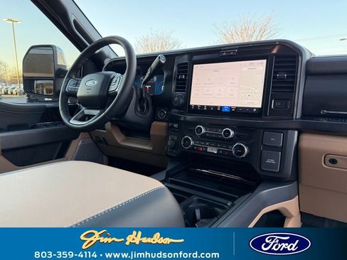 New 2026 Ford F250 Lariat w/ Lariat Ultimate Package image 28