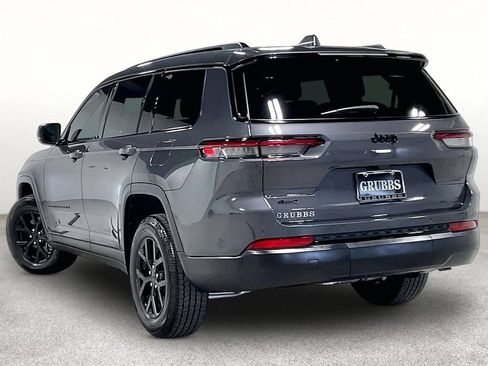 Used 2025 Jeep Grand Cherokee L Altitude AWD/4WD image 15