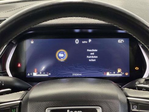 Certified 2022 Jeep Grand Cherokee L Limited image 30