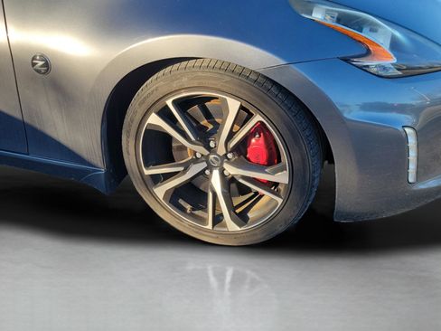 Used 2018 Nissan 370Z Touring Sport image 21