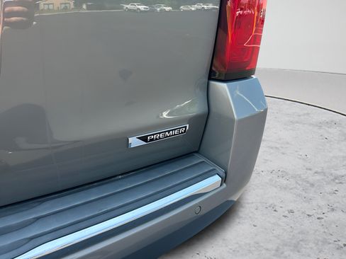 Used 2018 Chevrolet Tahoe Premier RWD image 40