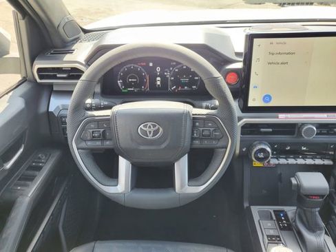 New 2026 Toyota Tacoma TRD Off-Road AWD/4WD image 14