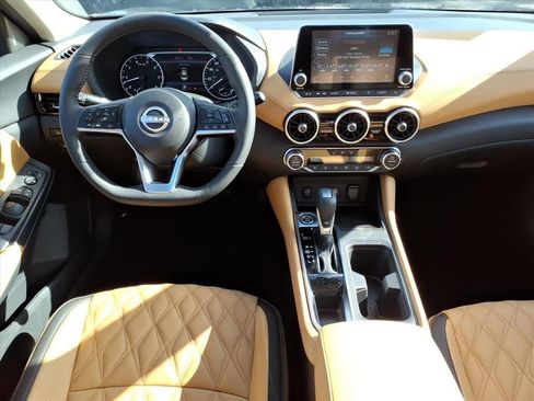 New 2025 Nissan Sentra SV w/ SV Premium Package image 11