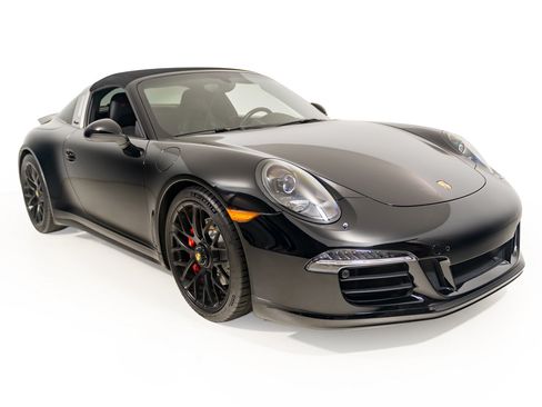 Used 2016 Porsche 911 Targa 4 GTS AWD/4WD image 11