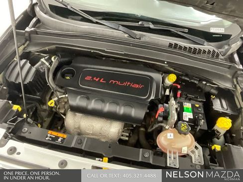Used 2016 Jeep Renegade Limited FWD image 48