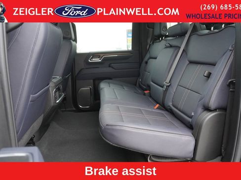 Used 2024 Chevrolet Silverado 2500 High Country image 10