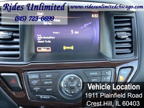 Used 2015 Nissan Pathfinder Platinum w/ Family Entertainment Package AWD/4WD image 23