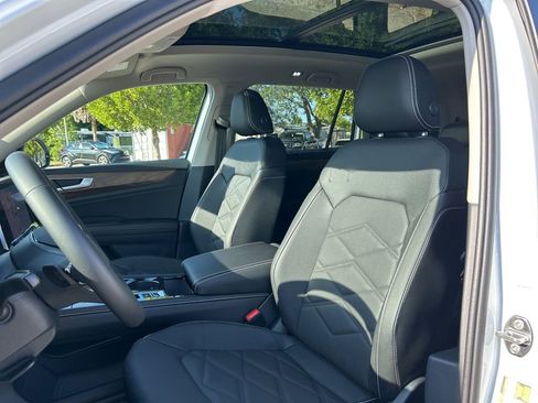 New 2026 Volkswagen Atlas SE FWD image 21