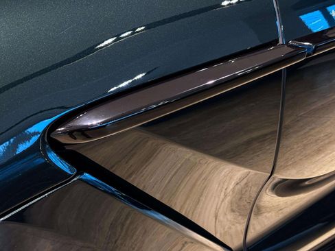 New 2026 Aston Martin DBX 707 image 9