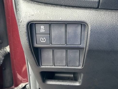 Used 2019 Honda CR-V LX image 18