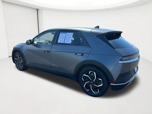 Certified 2022 Hyundai Ioniq 5 SEL w/ Cargo Package RWD image 7