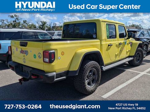 Used 2023 Jeep Gladiator Rubicon w/ Trailer Tow Package AWD/4WD image 2
