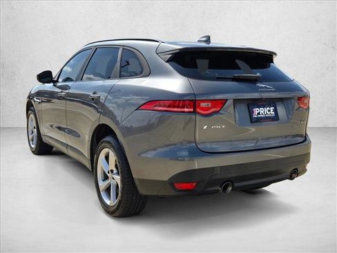 Used 2018 Jaguar F-PACE Premium image 8