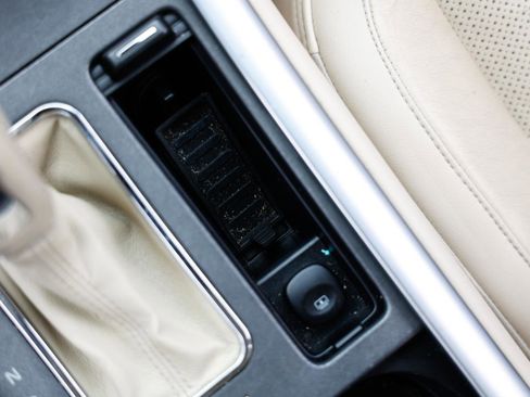 Used 2011 Lincoln MKS AWD w/ 102A Rapid Spec Order Code image 40