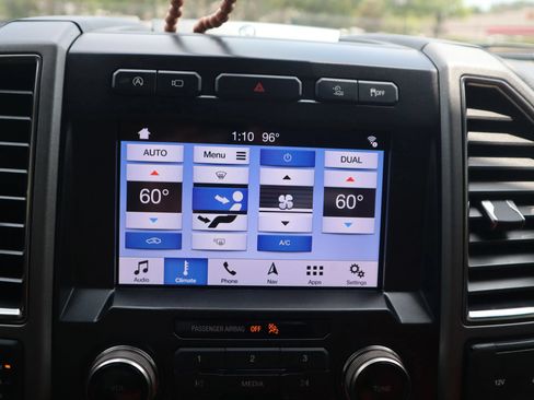 Used 2019 Ford F150 Raptor w/ Equipment Group 802A Luxury AWD/4WD image 21