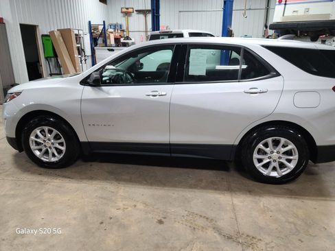 Used 2018 Chevrolet Equinox LS image 5