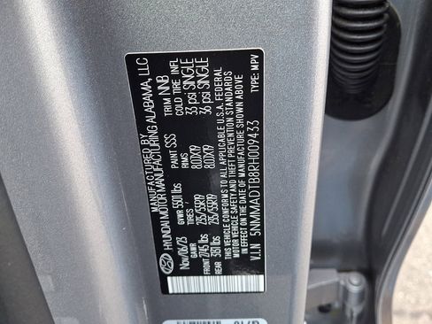 Certified 2024 Genesis GV70 2.5T w/ Select Package image 27