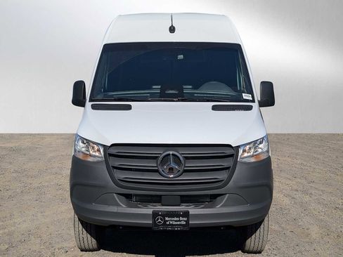 New 2025 Mercedes-Benz Sprinter 2500 image 8