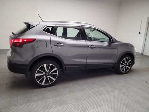 Used 2018 Nissan Rogue Sport SL FWD image 10