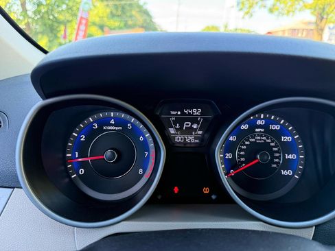 Used 2016 Hyundai Elantra SE FWD image 15