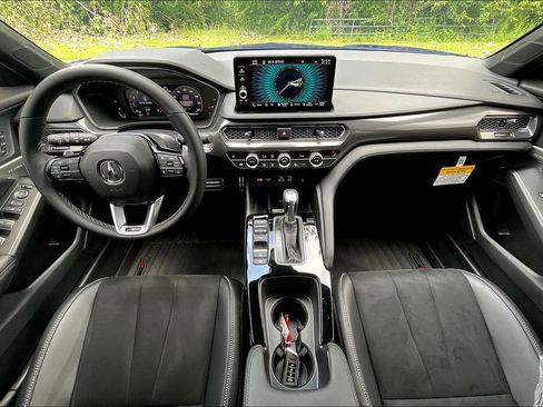 New 2025 Acura Integra A-Spec image 2