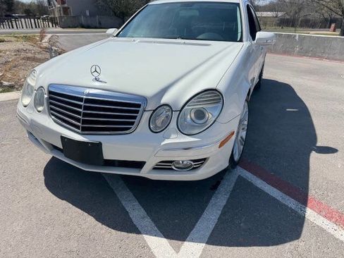 Used 2008 Mercedes-Benz E 350 Sedan image 4