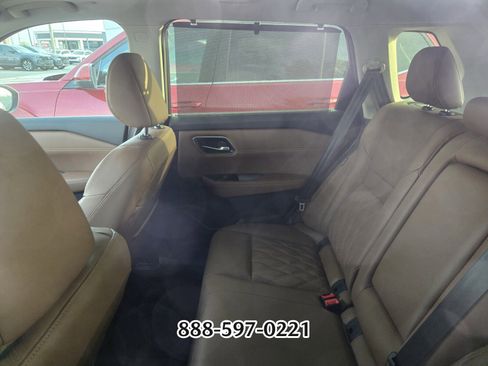 Used 2024 Nissan Rogue Platinum w/ Platinum Premium Package image 4