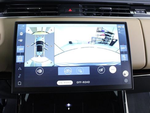 New 2026 Land Rover Range Rover Sport SE AWD/4WD image 21