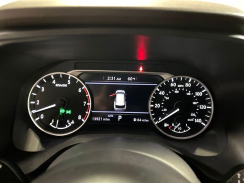 Used 2022 Nissan Rogue S image 14