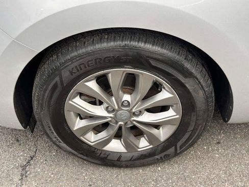 Used 2020 Kia Sedona LX FWD image 10