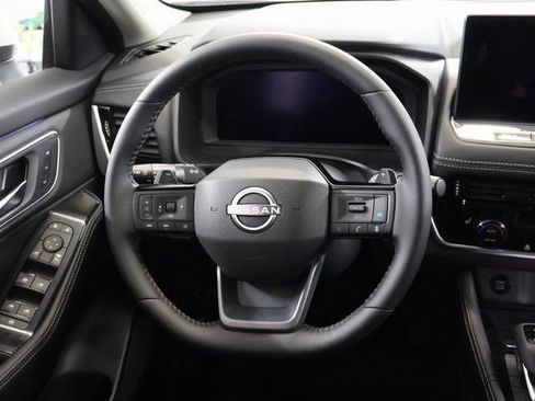 New 2026 Nissan Rogue Platinum AWD/4WD image 12