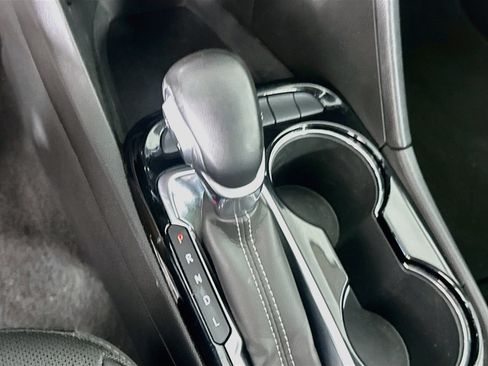Used 2024 Buick Encore GX Sport Touring FWD image 25