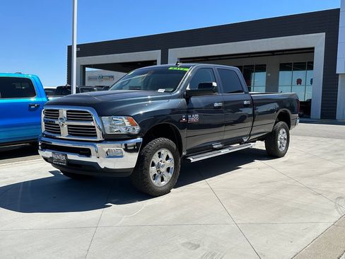Used 2016 RAM 2500 Big Horn AWD/4WD image 2