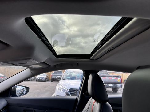 New 2026 Nissan Sentra SR w/ SR Premium Package FWD image 33