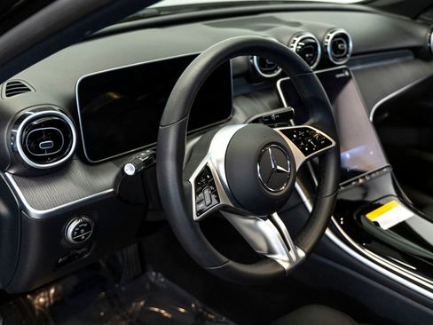 Used 2025 Mercedes-Benz C 300 Sedan image 16