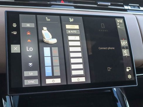 Used 2025 Land Rover Range Rover Sport Dynamic SE AWD/4WD image 21