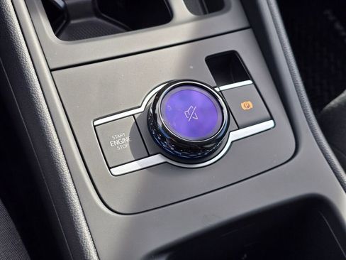 New 2025 Volkswagen Tiguan S image 24