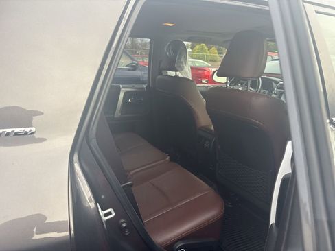 Used 2016 Toyota 4Runner Limited image 5