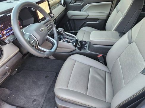 Used 2024 Chevrolet Colorado ZR2 w/ ZR2 Convenience Package III image 4