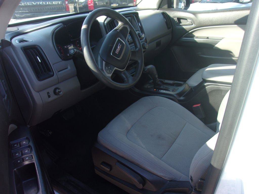 Used 2016 GMC Canyon 2WD Crew Cab w/ Convenience Package image 10
